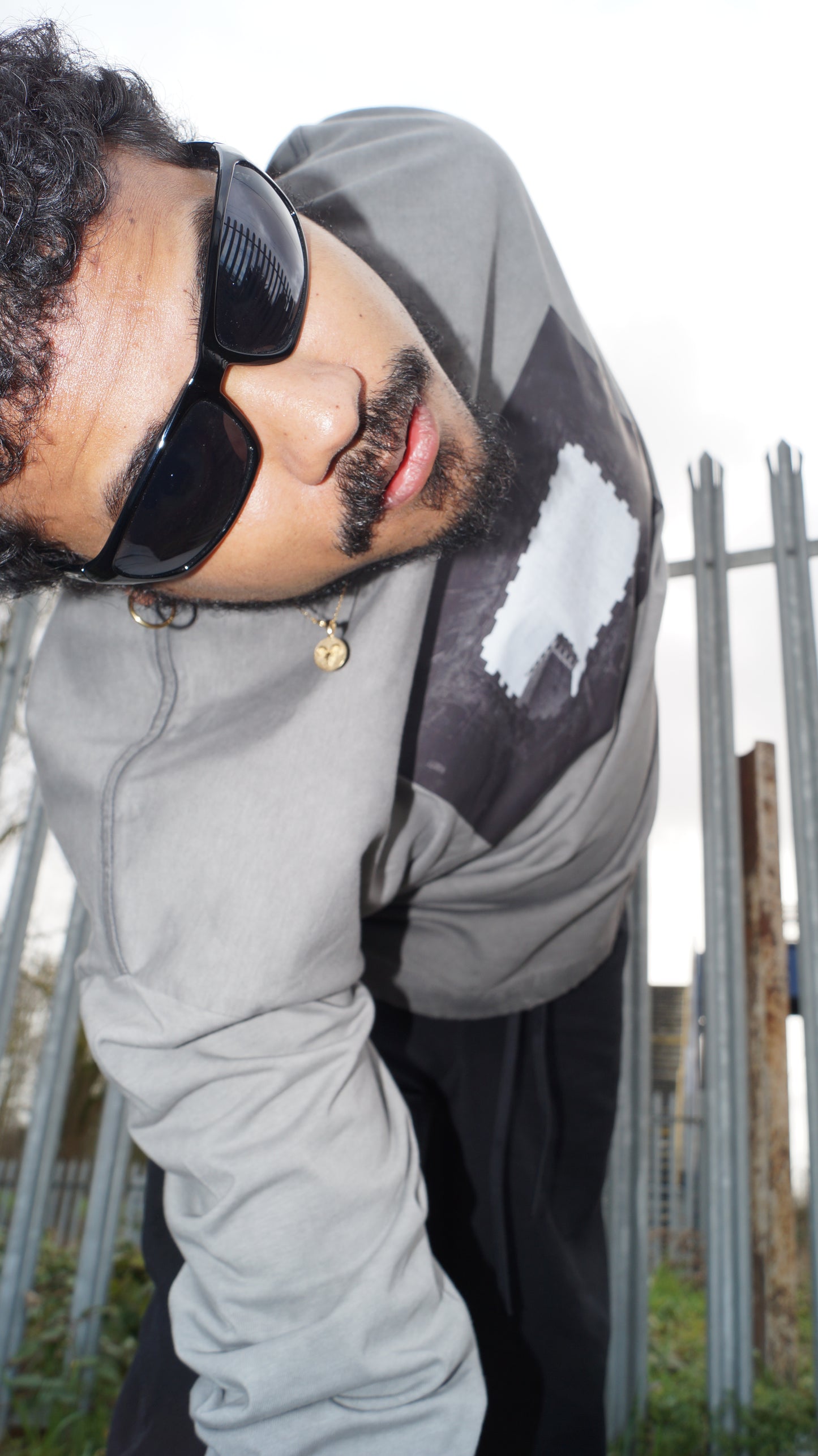 CASTLE VIEW LONG SLEEVE